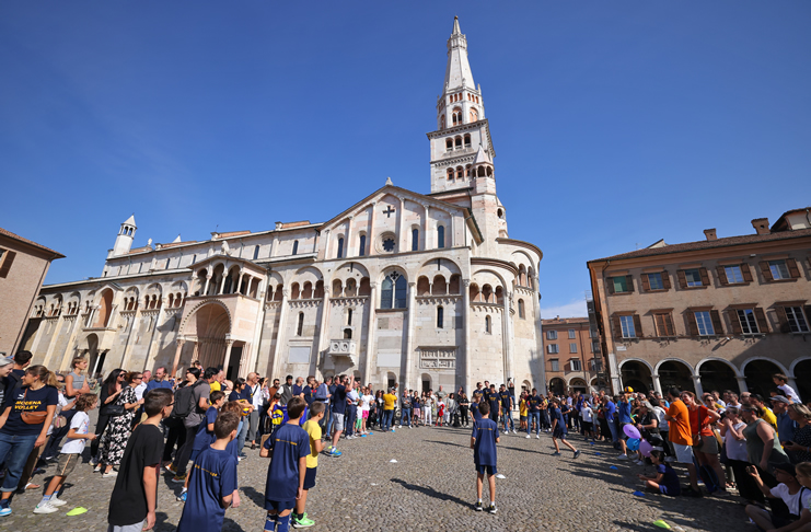 Valsa Group Modena piazza Grande