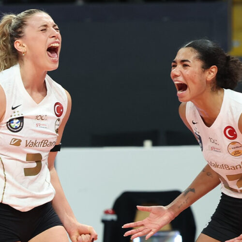 Cansu Ozbay Jordan Thompson VakifBank Istanbul