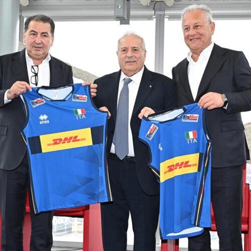 Fefè De Giorgi Julio Velasco Giuseppe Manfredi presentazione nazionali maglia